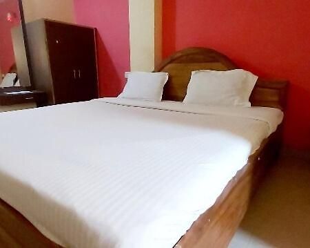 SPOT ON 80624 Hotel Niladri Complex Puri Exterior foto