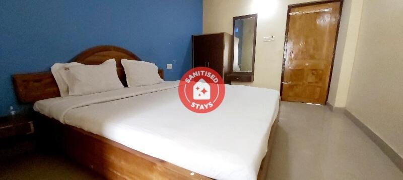 SPOT ON 80624 Hotel Niladri Complex Puri Exterior foto
